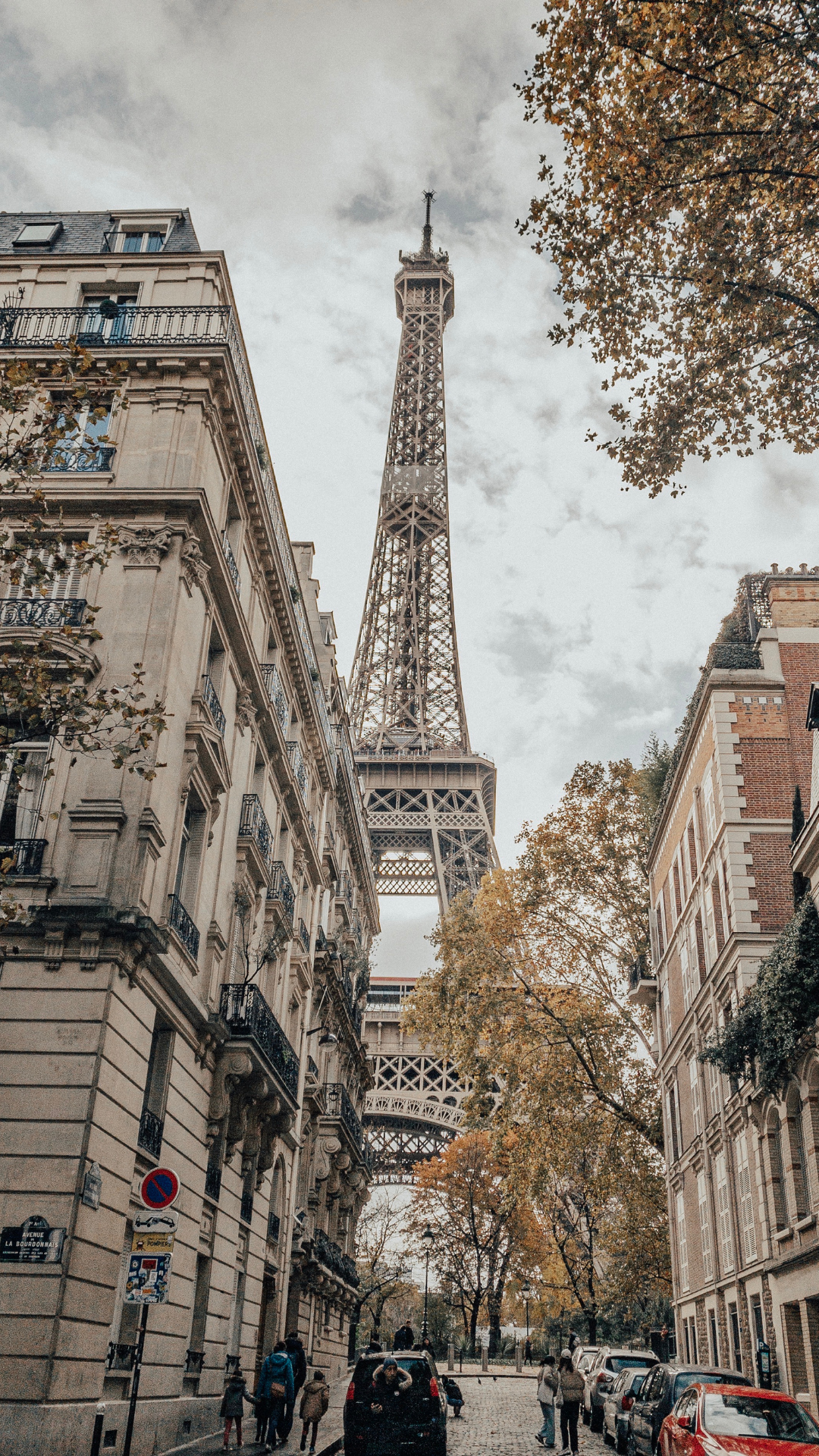Navigating the French Dream: A Guide for Americans Buying a Home in France